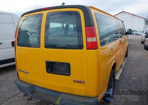 2004 GMC Savana Standard from USA, damaged, VIN 1GKHG39U441111287